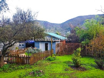 Leon Propiedades vende parcela con casa en La Aurora, Curacavi