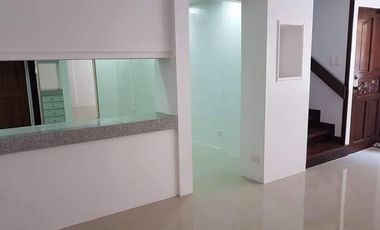 🏙️ Your Makati Masterpiece Awaits! Luxurious 3-Storey Townhouse | Spacious 4 Bedroom + Maid's Quarters | 2-Car Haven | Semi-Furnished Splendor | Prime