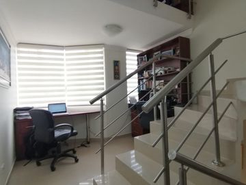 Casa en Venta de 327 Metros en el Sector Sauce, Tumbaco, Quito