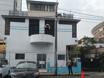 REMATO INMUEBLE AL COSTADO DEL ESTADIO NACIONAL