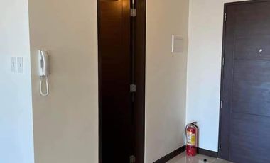 Rent to own 2 Bedroom Condo in Pioneer Mandaluyong