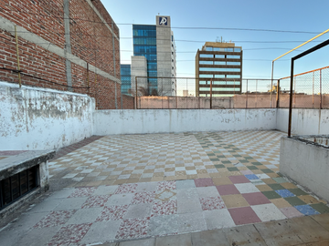 CASA EN ZONA CENTRO PARA HABITACIONAL O NEGOCIO