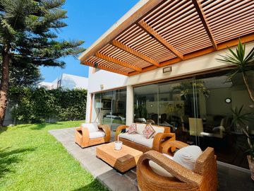 Linda y acogedora casa en condominio