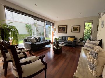 Linda y acogedora casa en condominio