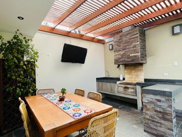 Linda y acogedora casa en condominio