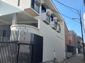 Dijual Rumah dan Kost Baru selesai Renovasi di Bangka Kemang 2 Lantai