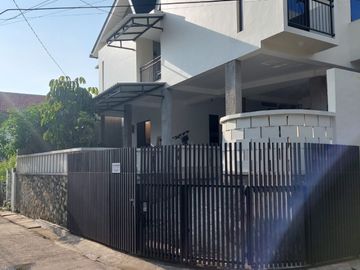 Dijual Rumah dan Kost Baru selesai Renovasi di Bangka Kemang 2 Lantai