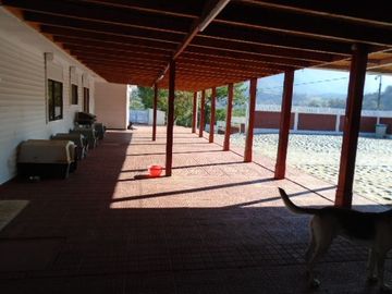 SE VENDE PARCELA CON CASA EN SECTOR LOMAS DEL PUANGUE