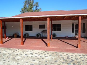 SE VENDE PARCELA CON CASA EN SECTOR LOMAS DEL PUANGUE