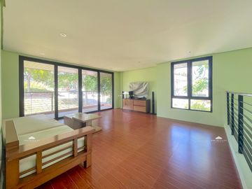 House and Lot for Sale in Tagaytay City at Windsor Heights Corner Lot