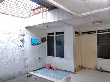 DIJUAL RUMAH KUTISARI INDAH BARAT SURABAYA DKT TENGGILIS BTH RENOVASI