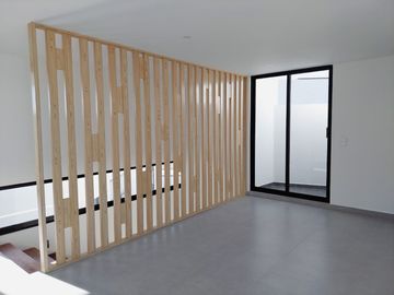 Casa de 3 Niveles en Lomas de Angelopolis