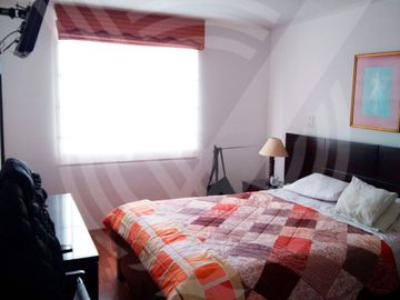 OPORTUNIDAD: SE VENDE FLAT DE 110 M2 EN SAN ISIDRO CON 1 COCHERA