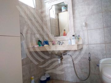 OPORTUNIDAD: SE VENDE FLAT DE 110 M2 EN SAN ISIDRO CON 1 COCHERA