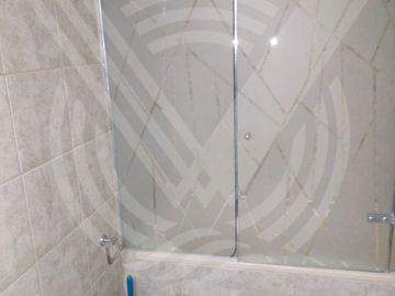 OPORTUNIDAD: SE VENDE FLAT DE 110 M2 EN SAN ISIDRO CON 1 COCHERA