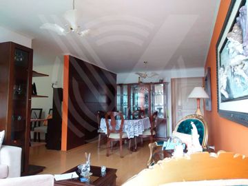 OPORTUNIDAD: SE VENDE FLAT DE 110 M2 EN SAN ISIDRO CON 1 COCHERA