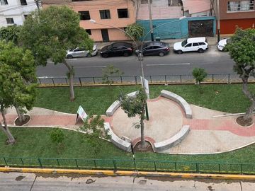 !SE VENDE DUPLEX DE ESTRENO EN CALLE VICTOR ALZAMORA, SURQUILLO
