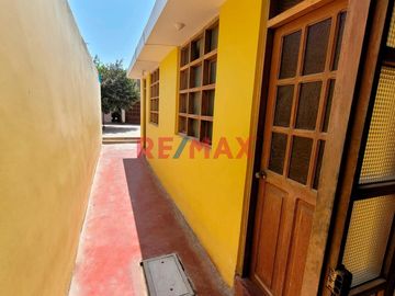 Oportunidad Única: Casa Con Amplio Terreno (250.88 M²) En Vista Alegre