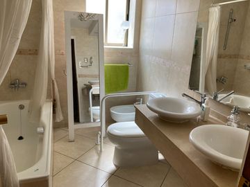 Se vende departamento en excelente ubicación, en Viña del Mar