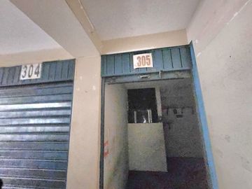 VENDO LOCAL COMERCIAL EN GAMARRA