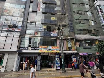 VENDO LOCAL COMERCIAL EN GAMARRA