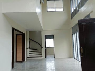 🏠FOR SALE AT AMONSAGANA RETIREMENT VILLAGE IN BALAMBAN, CEBU