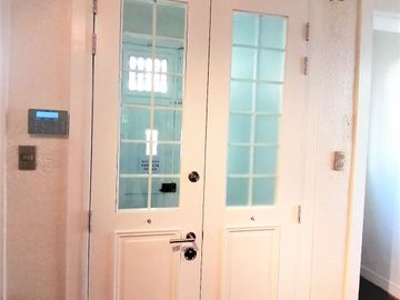 VENDE HERMOSA CASA REMODELADA, ERNESTO PINTO LAGARRIGUE, BARRIO BELLAVISTA, RECOLETA, 3 DORMITORIOS, 2 BAÑOS, PATIO
