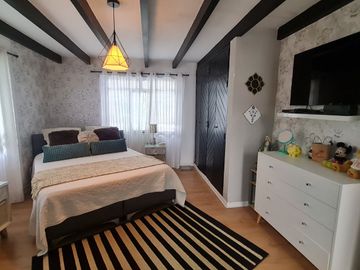 VENTA DE HERMOSA CASA EN LA MOLINA  - URB. LA MOLINA VIEJA