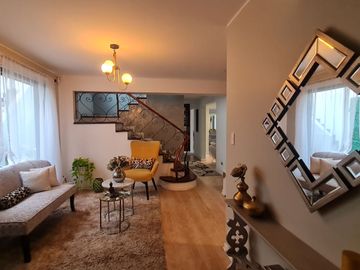 VENTA DE HERMOSA CASA EN LA MOLINA  - URB. LA MOLINA VIEJA