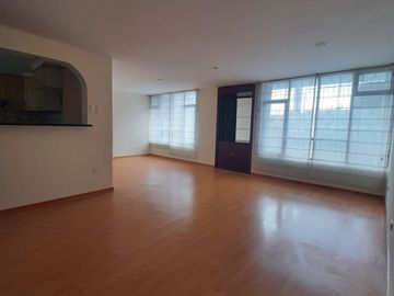 BAJAMOS EL PRECIO !! - COMERCIAL - QUITO NORTE - ANGEL LUDEÑA - VENDO CASA - OPORTUNIDAD !!