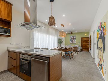 Condo con rooftop y alberca común, pre-construcción, venta, El Tezal, Cabo San Lucas