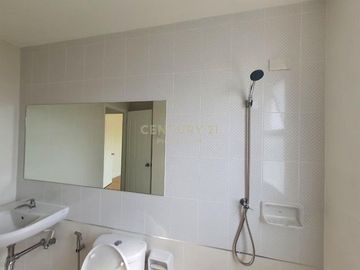 Townhome for sale, Town Plus Village, Huamark, Krungthep Kreetha 7, fully furnished. Ready to move in/52-TH-65109