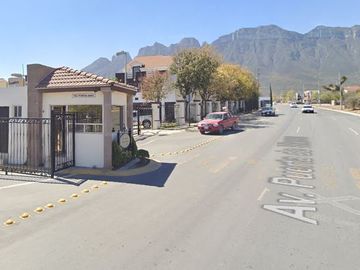 ¡¡OPORTUNIDAD!!! ADQUIERE TU PATRIMONIO A UN BAJO COSTO COMPRANDO UN REMATE BANCARIO EN FRACC. PUERTA DE HIERRO, MONTERREY, NL.
