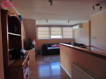 Se vende hermosa casa ubicada en Parque Residencial Barcelona Chillán