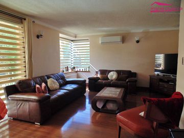 Se vende hermosa casa ubicada en Parque Residencial Barcelona Chillán
