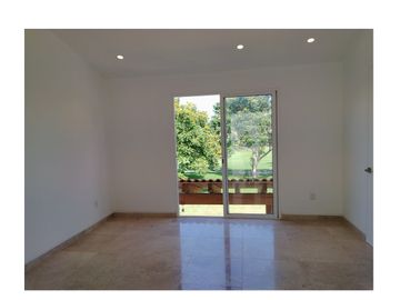 Casa en venta en Paraíso Country Cllub frente al campo de golf