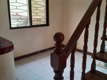3 Doors Apartment with Roofdeck for Sale in Pusok Lapulapu Cebu