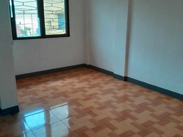 3 Doors Apartment with Roofdeck for Sale in Pusok Lapulapu Cebu