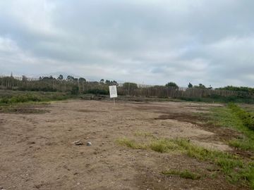 Venta Lote en Sur de Lima, zona Mala en Condominio Praderas del Sur. Ideal para familia y construir una casa de campo.