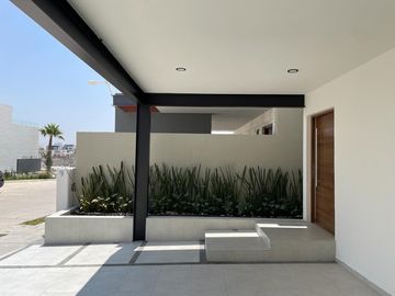 CASA EN VENTA EN PRIVADA RESIDENCIAL SAN ÁNGEL V
