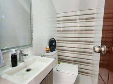 Beautiful 2 Storey Open Canept House For Sale In A Private Subdivision
