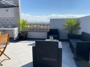 EXCELENTE DEPARTAMENTO AL SUR DE PACHUCA CON CISTERNA