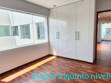 VENDO HERMOSO Y AMPLIO DUPLEX CERCA AL CLUB INTERNACIONAL 410M2
