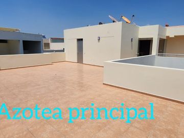 VENDO HERMOSO Y AMPLIO DUPLEX CERCA AL CLUB INTERNACIONAL 410M2