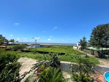 VILLAMIL PLAYAS VENDO CASA CON VISTA AL MAR KM. 8.4 VIA  A DATA
