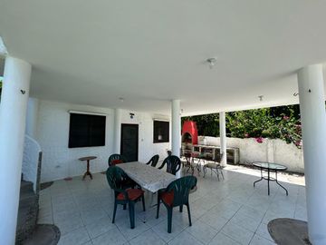 VILLAMIL PLAYAS VENDO CASA CON VISTA AL MAR KM. 8.4 VIA  A DATA