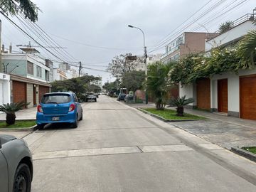 VENTA CASA/OFICINA SURQUILLO CERCA AV. PASEO DE LA REPUBLICA-METROPOLITANO