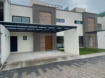 CASA EN VENTA METEPEC CERCA DEL PARQUE BICENTENARIO
