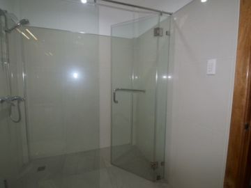 FOR SALE!! MODERN TWO STORY VILLA WITH PRIVATE POOL