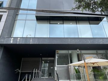 Oficina para Personalización en Alquiler en Ubicación Ideal